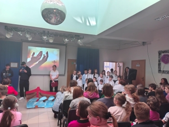 10fbfc71-8bb0-4c9b-9ad9-ed2329303055