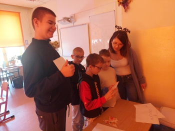 822f3770-3969-4071-bc6a-cb9809f9ab7c