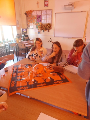 11761749-44b4-4551-9928-b95fd4080ed1