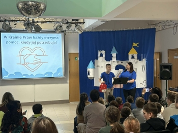 275f26df-1708-45af-81e9-42b3a3357fdc