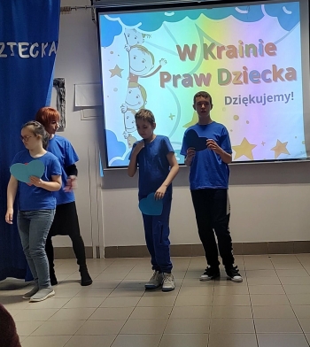 0359f9a1-7ff3-4b37-8080-d3ca2a401f4e