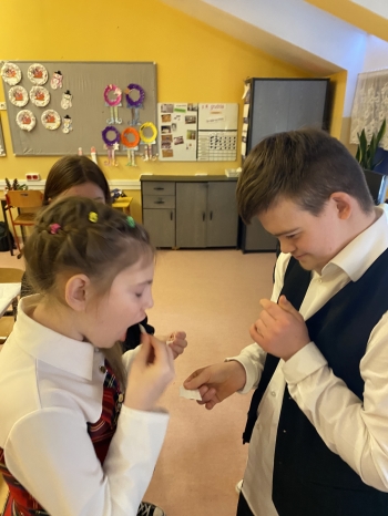 20251218_100730715_iOS