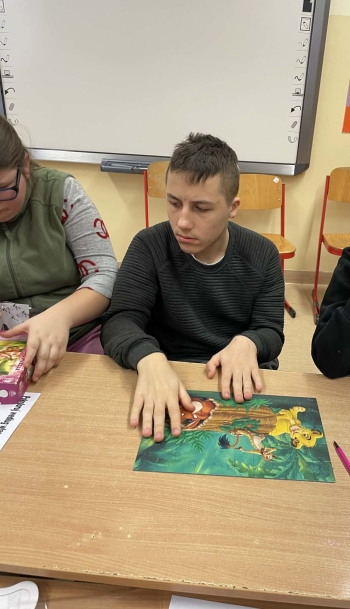 f14c8085-f4df-4ba6-8c2b-abc0b2a5b509