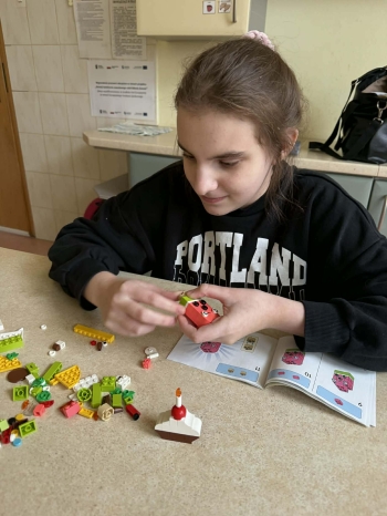 03b59828-2bc5-4f93-8227-a083cebab443