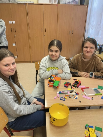 3aace4cd-c071-42c7-a736-c578252b7f08