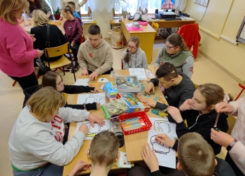 8fb3c3db-ae2e-43db-be7b-3eac49a05c5d