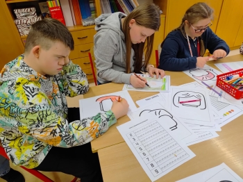 c68b24e8-882f-4a88-ad25-bc108962b476