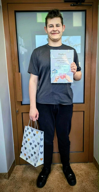 923a4de3-a29e-4d66-9ceb-7a6b7b924b47