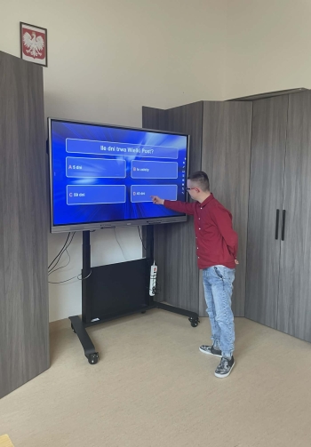 2c0147c6-f24d-4859-924c-a9a7103b886e