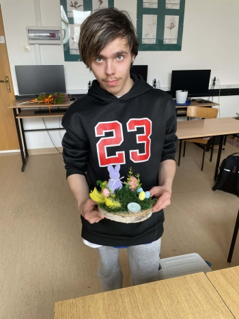 abaaa6f2-70a0-4059-a385-d69bd4b699c1