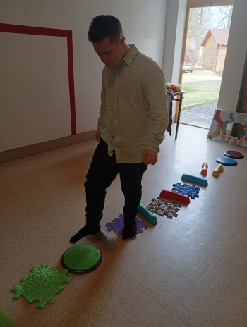 3e973a2b-570c-43b6-bb16-701c527d4efc