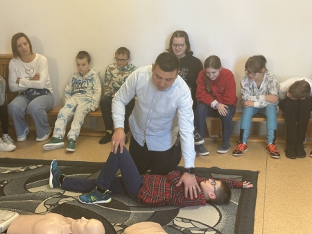 Podniesienie kompetencji społeczności lokalnej w zakresie udzielania pierwszej pomocy 