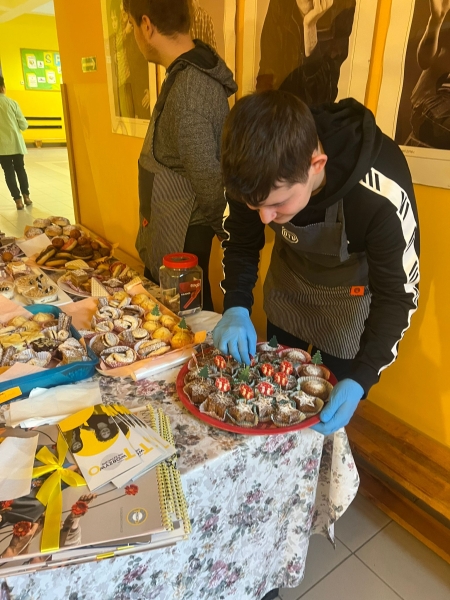 Słodka pomoc – kiermasz ciast w naszym Ośrodku