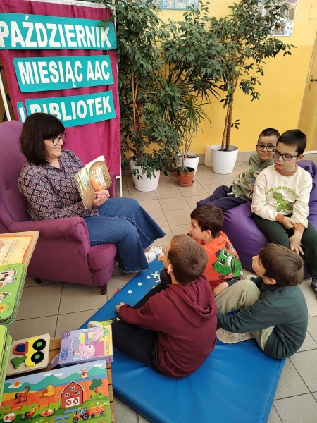 Międzynarodowy Miesiąc AAC i Bibliotek Szkolnych